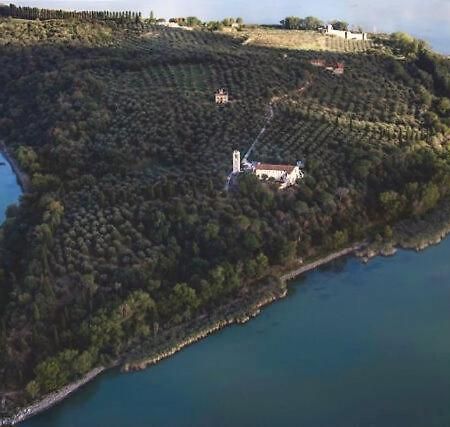 Isola Polvese Resort Castiglione del Lago Luaran gambar