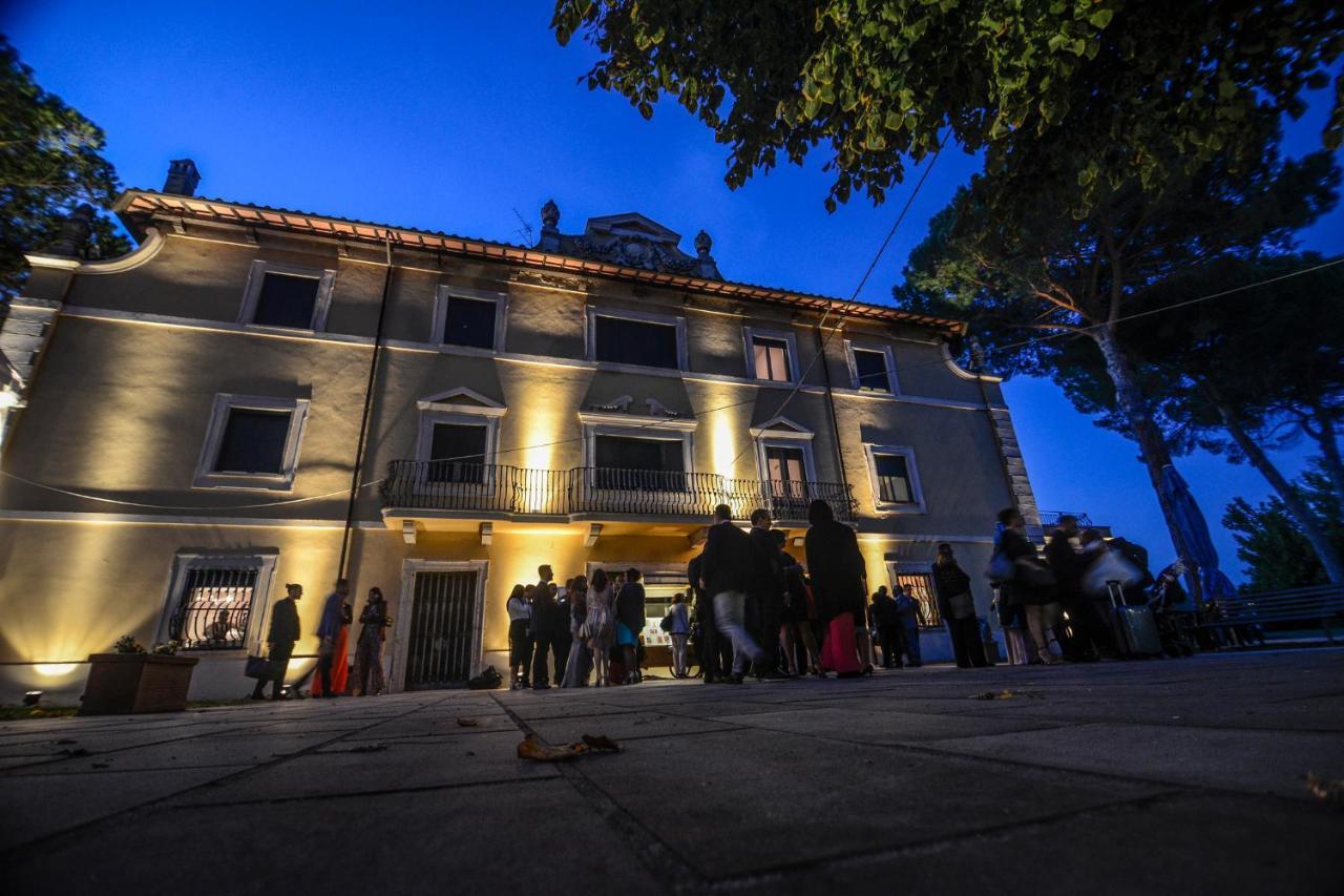 Isola Polvese Resort Castiglione del Lago Luaran gambar